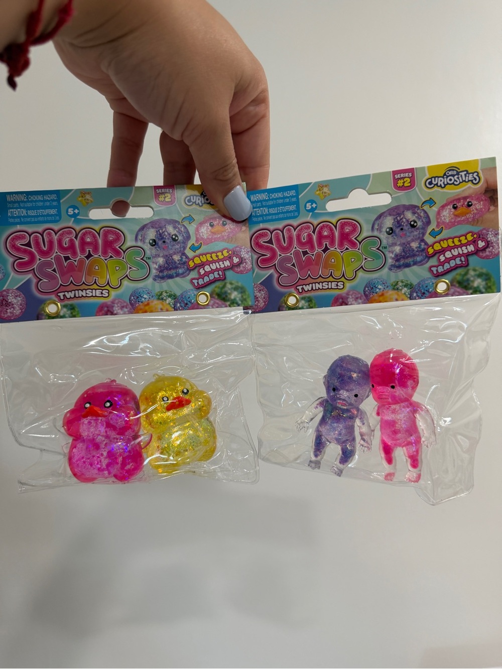 2 pack 🔥Sugar Swaps Twinsies Glitter Squeeze Figures - Pink, Yellow, Purple